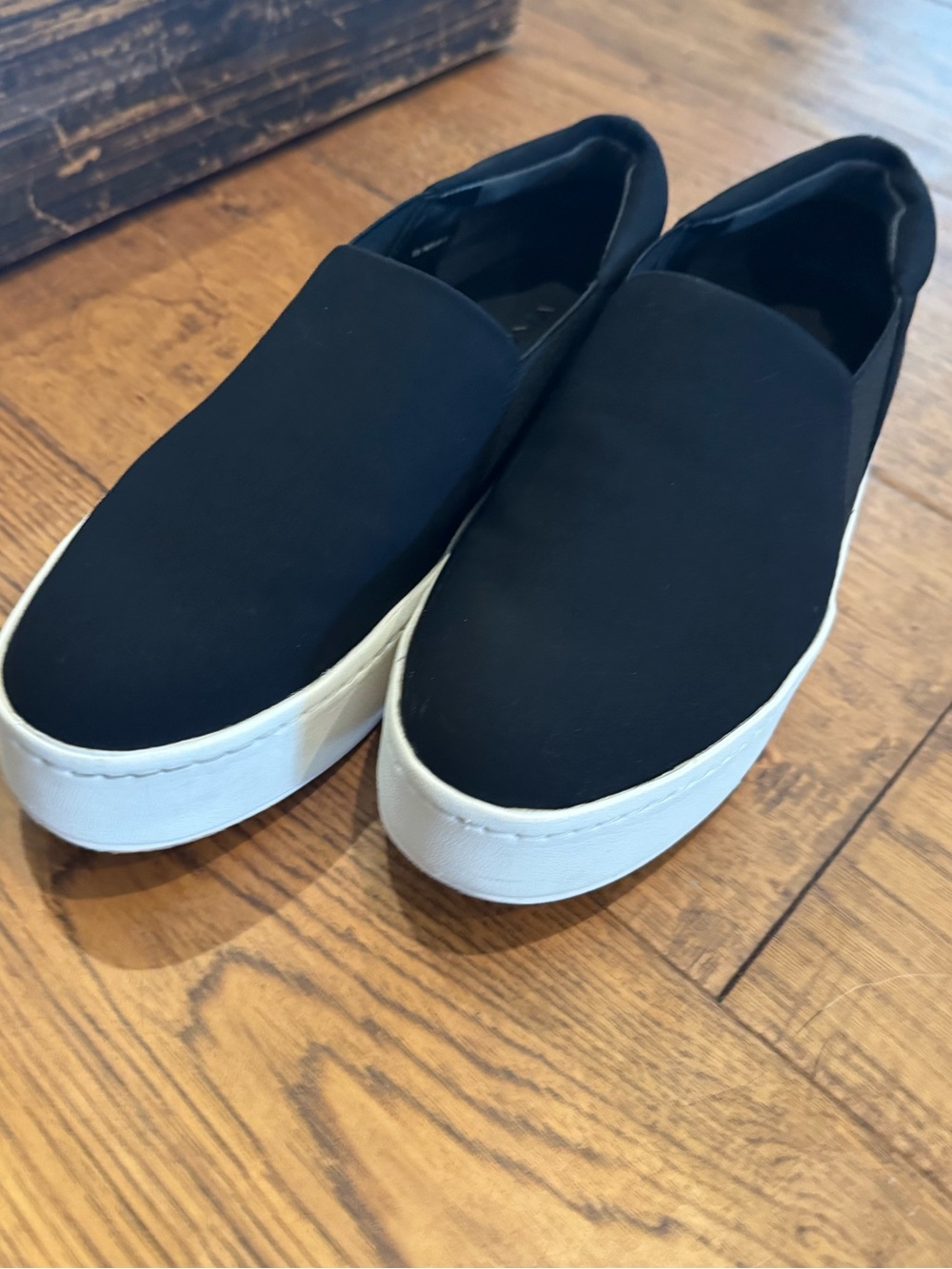 Vince Warren platform slip on